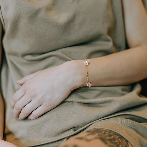 أساور الذهب للنساء - أساور اللؤلؤ المطلية بالذهب عيار 14 قيراط للنساء أساور اللؤلؤ زهرة الأقحوان المطرزة بالذهب in Kuwait