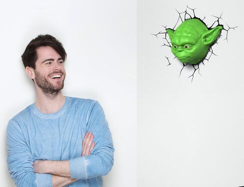3D Light FX Star Wars Yoda Face 3D Deco LED Wall Light in Saudi Arabia