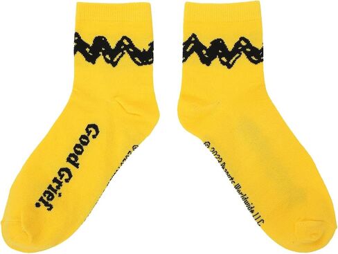 Peanuts 3D Charlie Brown and Snoopy Women's Quarter Crew Ankle Socks in Saudi Arabia