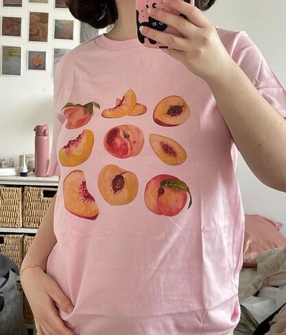 Vintage Peaches Printed Graphic Tees Summer Women Cute Short Sleeve Summer T-shirt Fruit Shirt Aesthetic Tops in Saudi Arabia