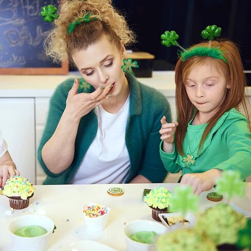 مجموعة أزياء عيد القديس باتريك مكونة من 6 قطع، مجموعة إكسسوارات زي توتو للسيدات تتضمن تنورة توتو، وعصابة رأس من الريش، وأقراط شامروك، وقلائد، وجوارب، وقفاز لتدفئة الذراع in Kuwait