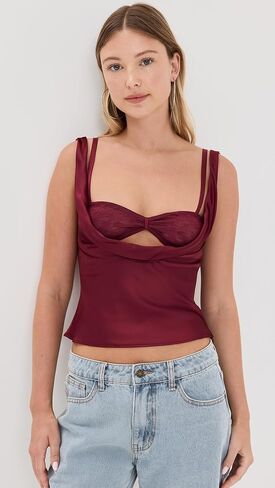 Women's Delilah Top in Kuwait
