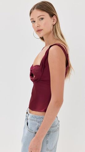 Women's Delilah Top in Kuwait