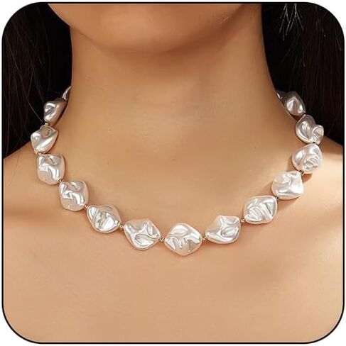 Dainty Baroque Pearl Necklaces for Women Irregular Freshwater Pearl Choker Necklace Gold Vintage Pearl Choker Beaded Chain Necklace White Pearl Beaded Charm Necklace for Birthday Wedding Jewelry in Saudi Arabia