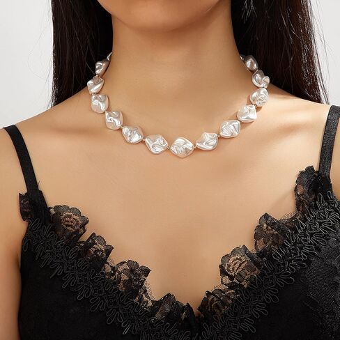 Dainty Baroque Pearl Necklaces for Women Irregular Freshwater Pearl Choker Necklace Gold Vintage Pearl Choker Beaded Chain Necklace White Pearl Beaded Charm Necklace for Birthday Wedding Jewelry in Saudi Arabia