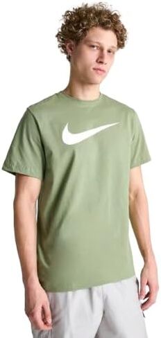 Nike Men's Sportswear Swoosh T-Shirt in Saudi Arabia