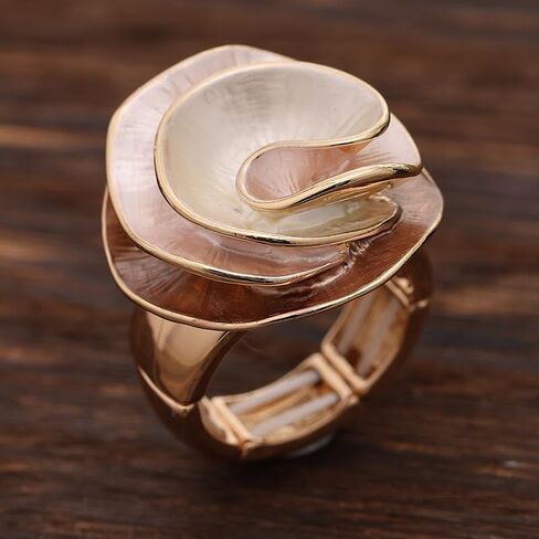 Chunky Big Flower Charm Elastic Band Stretch Cocktail Rings for Women Statement Jewelry in Kuwait