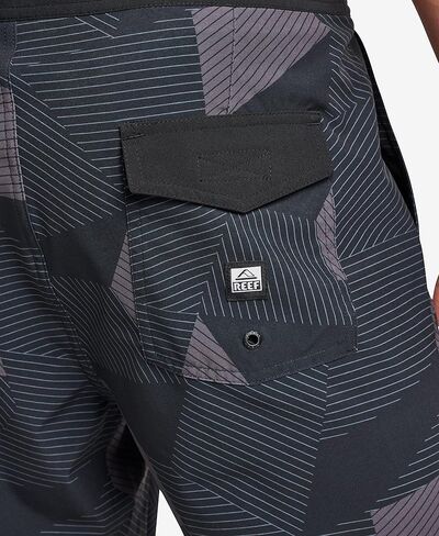 Reef Men Standard Mondo Boardshorts in Saudi Arabia