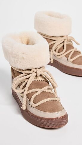 أحذية رياضية كلاسيكية عالية للنساء in Kuwait