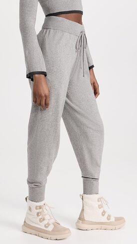 بنطال الركض النسائي من Year of Ours in Kuwait