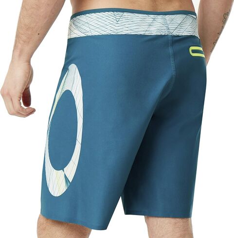 Oakley Men's Standard Geo Ellipse 18 Inc Boardshort in Saudi Arabia