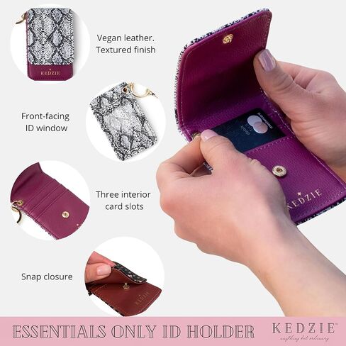 حامل بطاقة الهوية Kedzie Essentials فقط من الجلد النباتي مع نافذة شفافة و3 فتحات للبطاقات وحلقة مفاتيح كلاسيكية - أصدقاء للأبد in Kuwait
