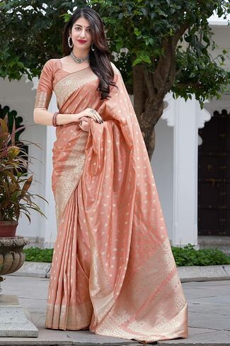 ساري Banarasi Silk Zari المنسوج مع بلوزة غير مخيطة in Saudi Arabia