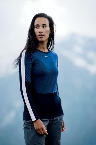 Icebreaker Women Merino 200 Sonebula Ls Crewe in Saudi Arabia
