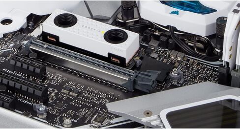 Corsair MP600 PRO XT 8TB Gen4 PCIe x4 NVMe M.2 SSD - قراءة تسلسلية تصل إلى 7000 ميجابايت/ثانية وسرعات كتابة 6100 ميجابايت/ثانية، TLC NAND عالية الكثافة، موزع حرارة من الألومنيوم، عامل الشكل M.2 2280 - أسود in Kuwait
