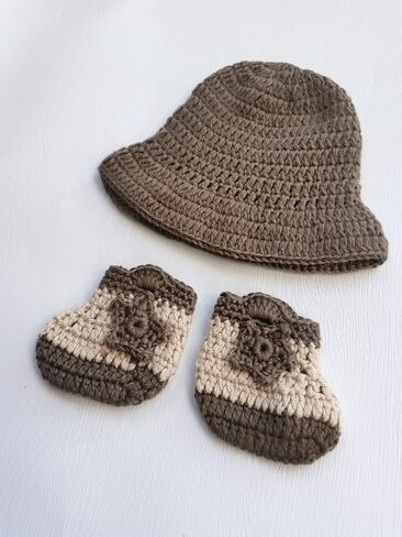 أزياء الأطفال حديثي الولادة من كوبرلوس بنمط عصري محبوك محبوك من الكروشيه قبعة تنكرية مع جوارب in Kuwait