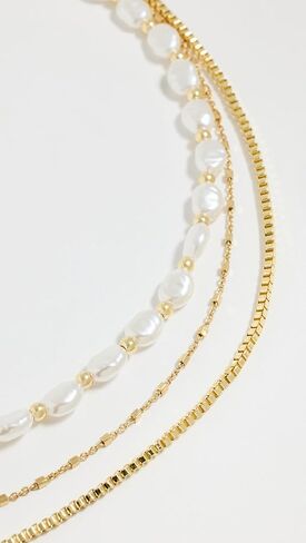 Women's Pearl and Gold Bead Layered Necklace in Saudi Arabia