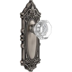 Grandeur 822193, Passage-2.375", Antique Pewter Grande Victorian Plate with Chambord Crystal Knob