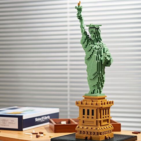 مجموعات الهندسة المعمارية للبالغين من KLMEi White House U.S. Capital الشهيرة مجموعة البناء مجموعة أدوات البناء الصغيرة الصغيرة هدايا مكعبات صغيرة للأطفال (3520 قطعة) in Kuwait