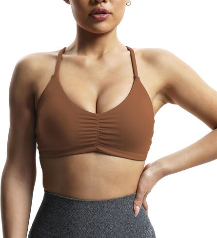 حمالة صدر رياضية للنساء من Aoxjox للياقة البدنية والتمارين الرياضية من Molly Cross Back Ruched مبطنة لليوجا in Kuwait