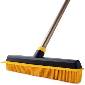 مكنسة مطاطية لإزالة شعر الحيوانات الأليفة من Yocada مع ممسحة مطاطية 2 في 1 فرشاة أرضية متداخلة لكنس بلاط الأرضيات الصلبة والسجاد المنخفض والسجاد والسجاد والحمام وغرفة المعيشة والمطبخ 53 بوصة in Kuwait