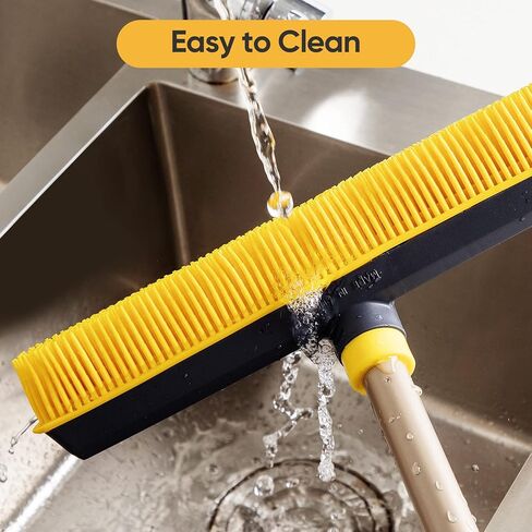 مكنسة مطاطية لإزالة شعر الحيوانات الأليفة من Yocada مع ممسحة مطاطية 2 في 1 فرشاة أرضية متداخلة لكنس بلاط الأرضيات الصلبة والسجاد المنخفض والسجاد والسجاد والحمام وغرفة المعيشة والمطبخ 53 بوصة in Kuwait