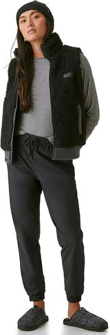 سترة ناعمة مضلعة على حزام الخصر وبطانة للجسم من BASS OUTDOOR in Kuwait