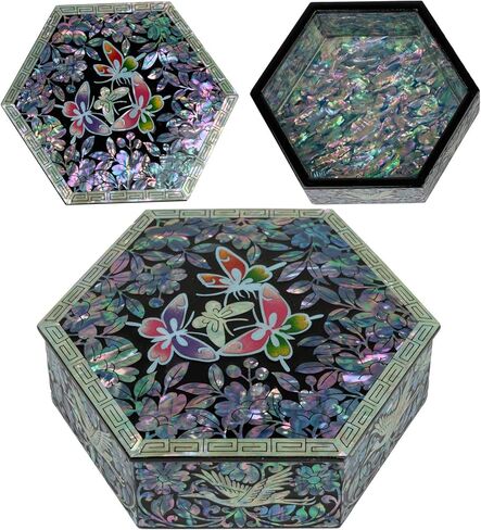 صندوق حلى من عرق اللؤلؤ بغطاء من جبل فبراير - هدايا بتصميم زهرة مع فراشة للنساء in Kuwait