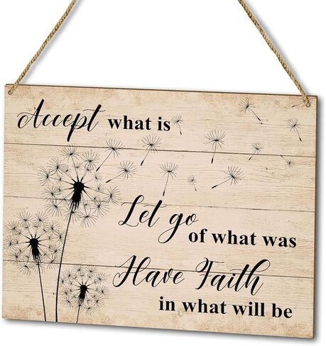 ديكور المنزل لوحة خشبية لافتة معلقة على الحائط، تقبل ما هو ترك ما كان، لافتة معلقة خشبية لديكور الهندباء الملهمة (قطعة واحدة)، هدية فنية للعطلات في غرفة لعب الحمام في المزرعة - 36 in Kuwait