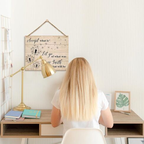 ديكور المنزل لوحة خشبية لافتة معلقة على الحائط، تقبل ما هو ترك ما كان، لافتة معلقة خشبية لديكور الهندباء الملهمة (قطعة واحدة)، هدية فنية للعطلات في غرفة لعب الحمام في المزرعة - 36 in Kuwait