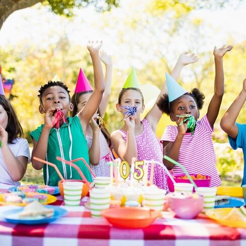 شموع عيد الميلاد الخمسين - شمعة كعكة عيد الميلاد الذهبية رقم 50، زينة كعكة عيد الميلاد السعيدة 50 لحفلة عيد ميلاد تبلغ خمسين عامًا وزينة الذكرى السنوية الخمسين in Kuwait