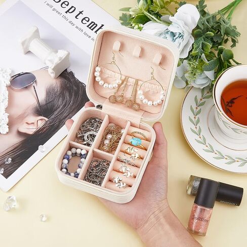 SUPERFINDINGS 12Pcs Travel Jewelry Case Portable White Mini Jewelry Box with Lint Inside Square Jewelry Case Small Organizer Box for Necklace Bracelets Earrings Rings Storage 9.5x9.5x5cm in Saudi Arabia