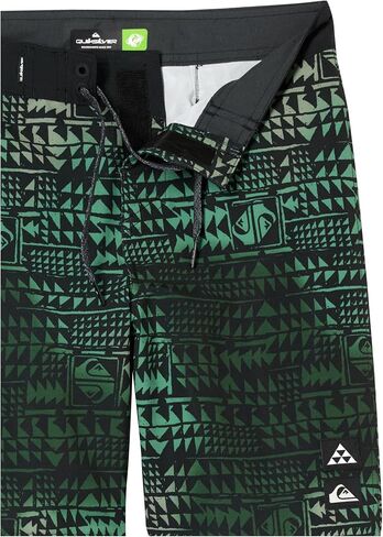 Quiksilver Boys Surfsilk Hawaii 17 Boardshort Swim Trunk in Saudi Arabia