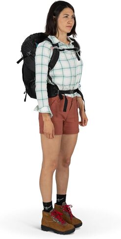 Osprey Skimmer 28L Women's Hiking Backpack with Hydraulics Reservoir, Black in Saudi Arabia