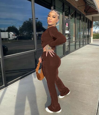 بدلة رياضية نسائية in Kuwait