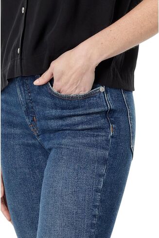 Madewell Mid-Rise Kickout in Arlen Wash in Kuwait