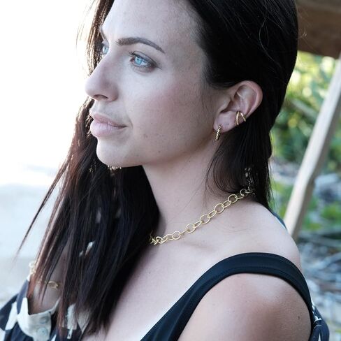 طبقة أذن واحدة | صفعة أذن بخط مزدوج باللون الذهبي | صفعة أذن أساسية مزدوجة [تُباع كصفعة واحدة] in Kuwait