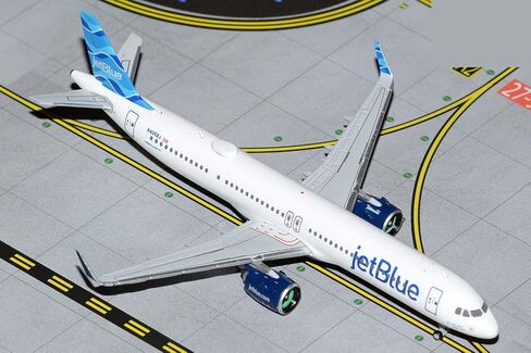 جيمينيجيتس GJAZU2073 ازول لينهاس ايرياس ايرباص A321neo PR-YJE، مقياس 1:400 in Kuwait