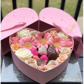 UNIKPACKAGING Premium Quality European Style Heart Shape Flower Box, Floral Gift Box, for Luxury Style Flower Arrangements, (Off White)
