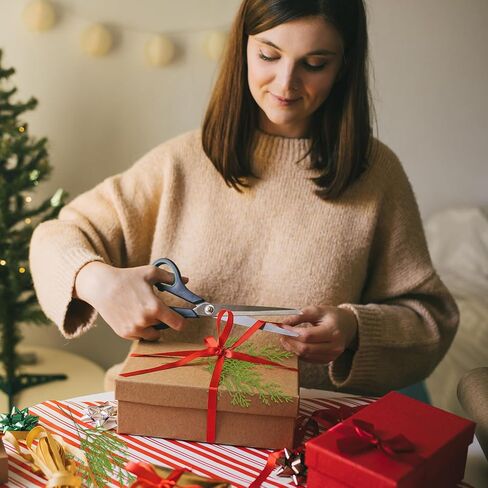 ZYP 40Pcs Artificial Pine Needles Branch,Christmas Faux Pine Needle,Artificial Faux Cedar Branch,Fake Greenery Pine Picks for Craft DIY Christmas Embellishing and Home Garden Decoration in Kuwait