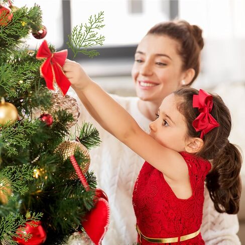 ZYP 40Pcs Artificial Pine Needles Branch,Christmas Faux Pine Needle,Artificial Faux Cedar Branch,Fake Greenery Pine Picks for Craft DIY Christmas Embellishing and Home Garden Decoration in Kuwait