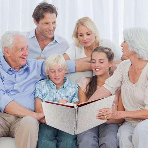 كل ألبوم صور مقاس 28 × 27 سم يحمل صورًا مقاس 16 بوصة، مجموعة ألبوم صور، غطاء من الكتان ذاتي اللصق، ألبوم صور DIY ملحقات DIY (ألبوم صور رمادي) in Kuwait