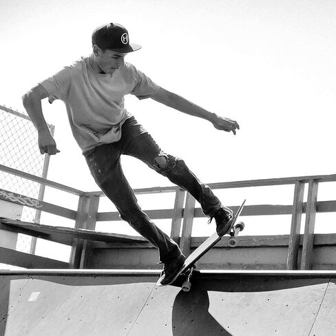 Skateboards for Beginners, 31 inch Complete Skateboard with 7-ply Maple Double Kick Concaveanime Skateboard with Multifunction Skate T-Tool for Cruising,Tricks and Downhill in Saudi Arabia