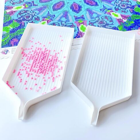 6 قطع من صواني الرسم الماسي الكبيرة والصغيرة، وصينية فرز الخرز البلاستيكية، وأدوات مجموعة صواني فنية ماسية كبيرة، وصينية حاويات تخزين لأحجار الراين والإكسسوارات in Kuwait