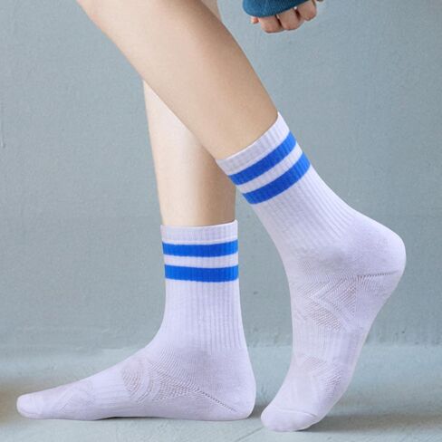 YUEDGE Womens Striped Crew Socks Moisture Wicking Cushioned Women's Socks Basic Casual Athletic Socks for Women, 5 Pairs in Kuwait
