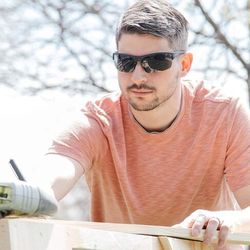 Sport & Wrap-Around Bifocal Reading Sunglasses in Glossy Black with Smoke Lenses by Readers.com | The Roster | +1.50 in Saudi Arabia