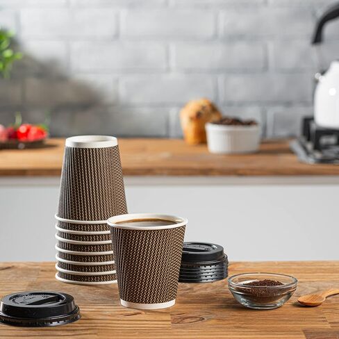 حزمة مريحة [16 أوقية. - 50 مجموعة من فناجين القهوة الساخنة الورقية المموجة المعزولة باللون البني مع أغطية (قد يختلف لون الأغطية) - مثالية للمشروبات الساخنة والسفر والاستخدام المكتبي in Kuwait