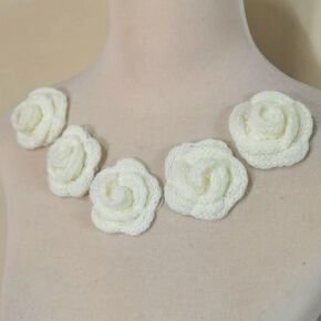 5pcs White Flower Patches Sequins Embroidery Arts Crafts Sewing Patches (Bead/Sequins A)