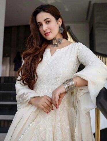 مجموعة DREAMANGEL FASHION النسائية المطرزة بخليط القطن من كورتا دوباتا in Kuwait