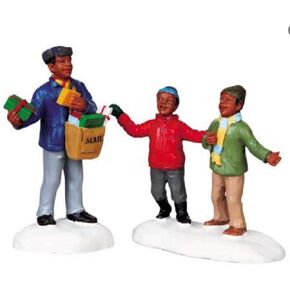 Lemax Coventry Cove Figurine - Special Delivery (Set of 2)